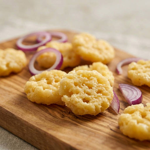 Crunchy Snacking Cheese with Caramelised Onion - THWC Ltd